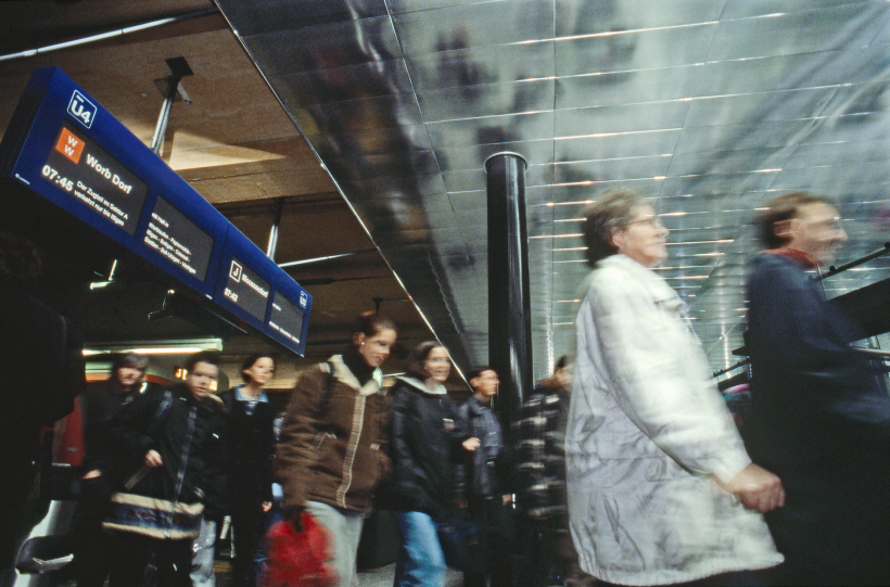 Warteraum RBS-Bahnhof Bern 2002