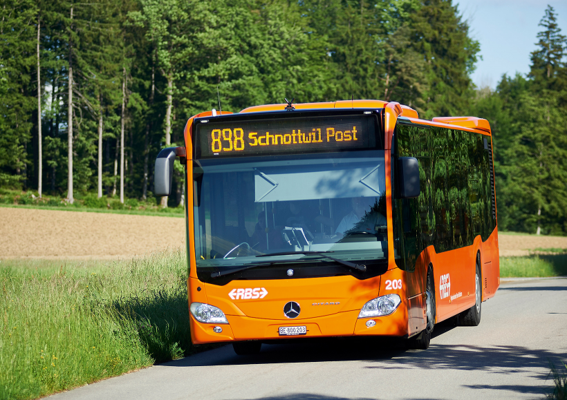 Bus der Linie 898